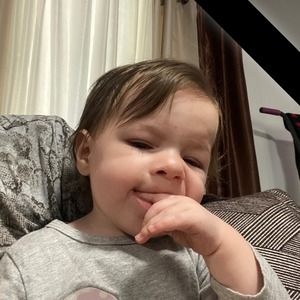 Meet your Posher, Claudia